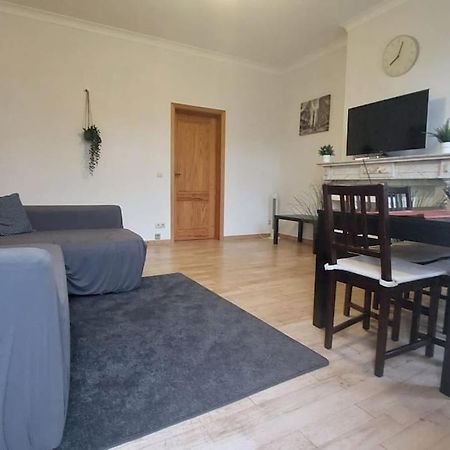 Charming 1-Bedroom Apartment Bruselas Exterior foto